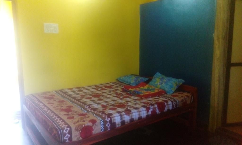 ארמבול Radhabai Guest House מראה חיצוני תמונה